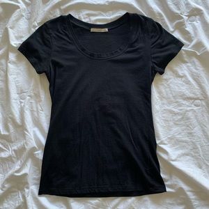 Black t-shirt